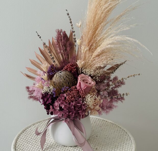 Blush Haze - Dried flower arrangement
