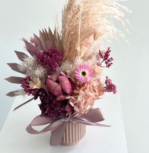 Mauve Memories - Dried flower arrangement