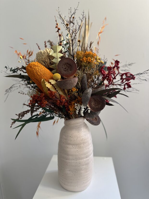 Botanical Bliss - Dried flower arrangement - Image 3