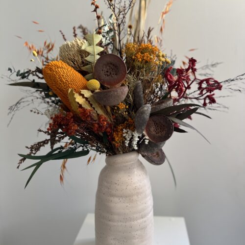 Botanical Bliss - Dried flower arrangement
