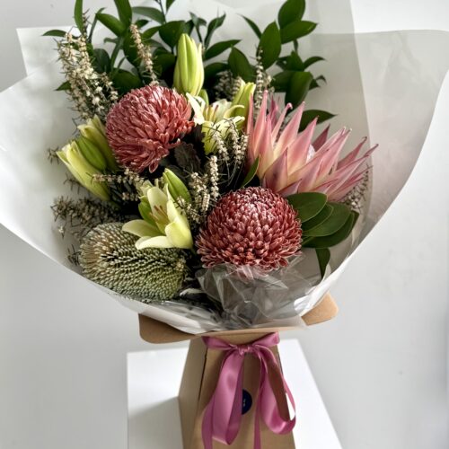 Fresh Native & Seasonal flower bunch